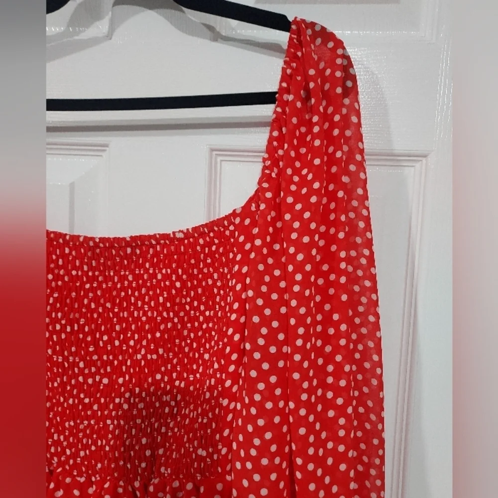 NWOT Eloquii Red & White Polka Dot Twisted Bodice Mini Dress in Size 26 - Picture 10 of 13